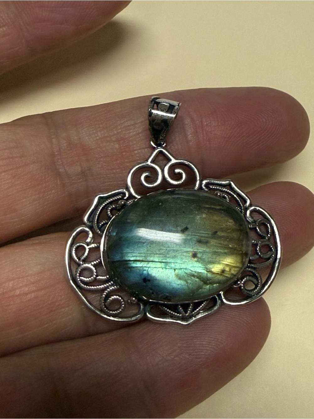 Labradorite Oval Silver Pendant - Blue Green Flash